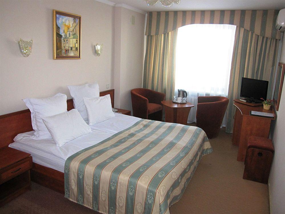 Conference Hotel Suputnyk Lvov Exteriér fotografie