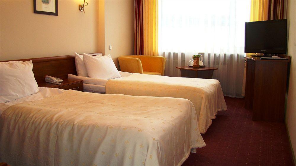 Conference Hotel Suputnyk Lvov Exteriér fotografie