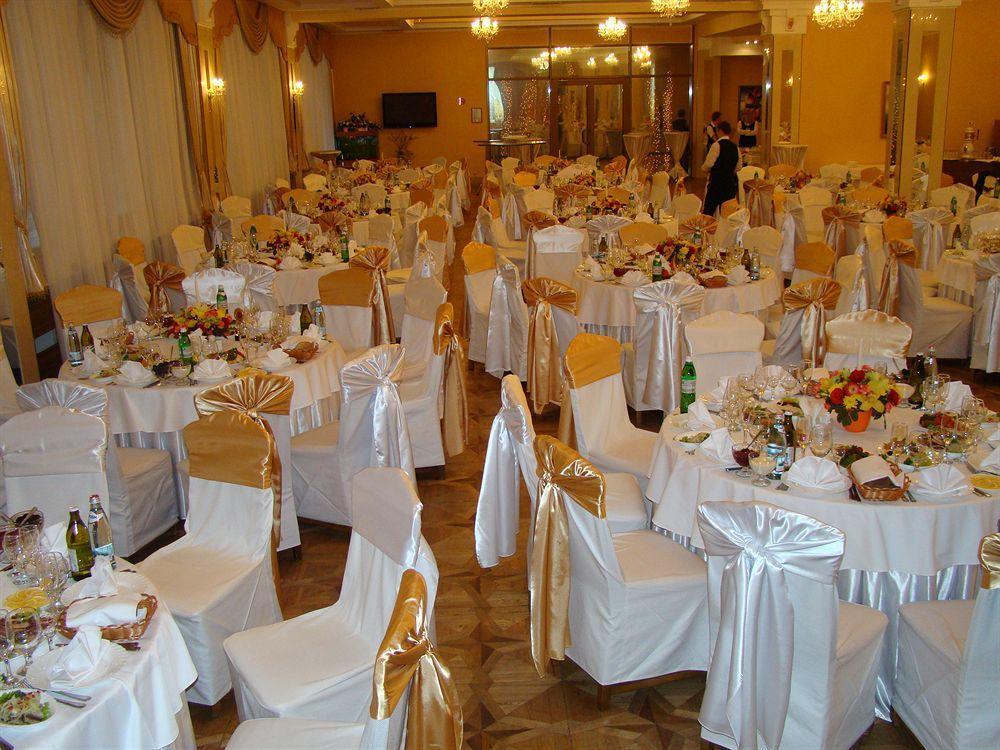 Conference Hotel Suputnyk Lvov Exteriér fotografie
